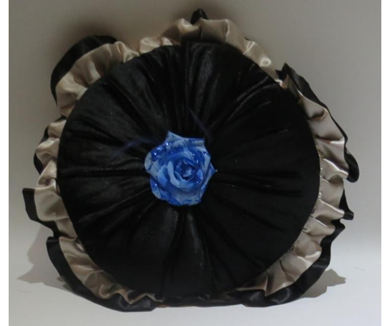 黑絨藍花造型抱枕